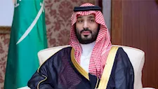 ولي العهد السعودي يستقبل قائد القيادة المركزية الأمريكية لبحث مستجدات المنطقة