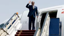 الرئيس السيسي يعود إلى أرض الوطن بعد مشاركته في اجتماع نيقوسيا