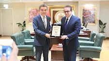 وزير الصحة يستقبل رئيس جامعة هيروشيما اليابانية لبحث التعاون في التعليم الطبي