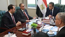وزير الصحة يتابع مستجدات المشروعات الإنشائية مع شركة وادي النيل