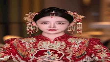 الأحمر يزاحم الأبيض في فساتين الزفاف.. و"تلويث العروس” يتصدر أغرب تقاليد