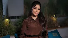 "جاذبية اللون الأسود".. أسيل عمران بلوك مميز وجذاب
