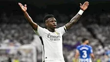 فينيسيوس يحسم الجدل حول مبابي ويكشف موقفه من التجديد مع ريال مدريد