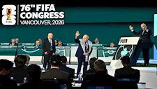 أول تعليق لرئيس الاتحاد الفلسطيني بعد رفض مصافحة ممثل إسرائيل