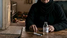 حكاية عجوز الصف.. حقنة "كلور" تنهي حياة رضيع وتُصيب شقيقته داخل بيت العيلة