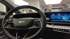 كاديلاك "أوبتيك" أرخص SUV فاخرة للعلامة الأمريكية بالسوق المصري