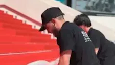 فيديو| تجهيزات ريد كاربت حفل افتتاح مهرجان كان السينمائي الدولي