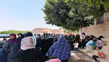 رحلوا والشنط على أكتافهم.. مأساة 4 أطفال وأم دهستهم السيارات في حادث هز