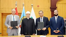 بروتوكول بين البريد وجامعة الأزهر لتقديم خدمات مالية للطلاب