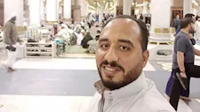 "سندي راح يا ناس".. دموع والدة شاب المنوفية المقتول في الغربة: "سابلنا طفلين ومشي" -فيديو 