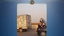 الداخلية تكشف حقيقة فيديو "الجلوس داخل كابوت سيارة" بالجيزة