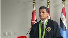 الدكتور أسامة الحديدي يشيد بالأكاديمية العسكرية المصرية عقب مناقشة بحث