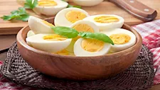 فئات ممنوعة من تناول البيض أبرزهم مرضى الكوليسترول 