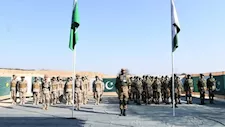 رويترز: باكستان أرسلت آلاف الجنود والطائرات إلى السعودية خلال حرب إيران