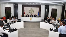 إحالة مسؤولين بالأملاك والإدارات الهندسية في أسوان للتحقيق (صور)