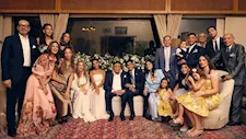 في عيد ميلاده.. 15 صورة تجمع الزعيم عادل إمام بأسرته