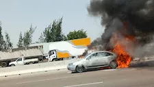 حريق يلتهم سيارة ملاكي بطريق الإسكندرية الصحراوي