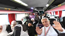 "كونوا سفراء مشرفين لوطنكم".. محافظ الفيوم يودع حجاج الجمعيات الأهلية