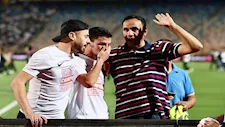 10 صور من بكاء محمد شحاتة بعد التتويج بالدوري