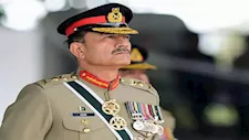 إيران: قائد الجيش الباكستاني يصل طهران حاملا رسالة دبلوماسية هامة