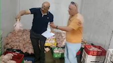 حملات مكثفة على محال الدواجن بعد فيديوهات الأسعار المنخفضة