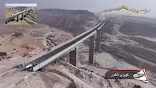 يربط بين جبلين.. 15 صورة لأعلى كوبري في مصر بمشروع القطار السريع