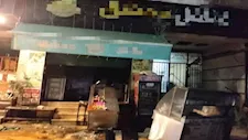 حريق هائل يلتهم مطعم وجبات سريعة في أسيوط