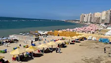 الهانوفيل بالمجان.. 43 شاطئًا في الإسكندرية تستعد لعيد الأضحى – صور