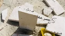 مستوطنون يحطمون شواهد القبور بمقبرة وادي عبيان في بيت لحم