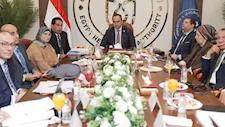 "الرعاية الصحية" توافق على التعاقد مع العمالة الموسمية بالمنشآت الطبية