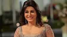 في عيد ميلادها.. موقف مؤثر لـ وفاء عامر أبكى المخرج خيري بشارة 