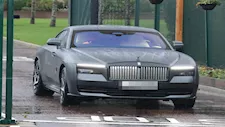 محمد صلاح يغادر أنفيلد للمرة الأخيرة بسيارة رولز رويس سعرها يناهز 22 مليون