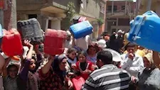 .أزمة مياه الشرب في قرية النصارية بالفيوم.. "الجراكن" تنغص فرحة الأهالي ليلة عيد الأضحى