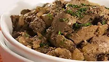 ماذا يحدث لجسمك عند تناول الكبدة في فطار أول أيام العيد؟.. أخصائي تغذية