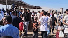 فرحة العيد على ضفاف النيل.. إقبال كثيف على العبارات النهرية بأسيوط