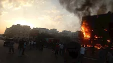 "المبنى تفحّم".. السيطرة على حريق ضخم اندلع في مطعم بالعبور (صور)