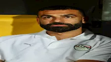 بالفيديو.. موقف محرج لمحمد صلاح مع إحدى المشجعات