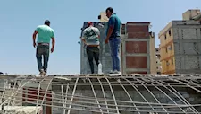 خلال إجازة العيد.. إزالة 12 حالة بناء مخالف بأحياء الإسكندرية-صور
