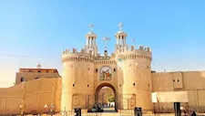 إصابة 5 أشخاص باختناق إثر تسرب غاز داخل الدير المحرق في أسيوط