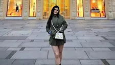 بإطلالة جريئة.. مي عمر توثق رحلتها في النمسا (صورة)