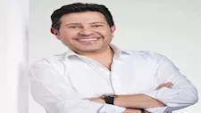"لم أفقد أبا فقط".. نجل هاني شاكر يودعه بكلمات مؤثرة