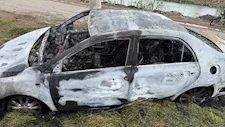 "دخلت في محول كهرباء".. احتراق سيارة طبيب بحادث مروع بالدقهلية