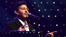 بسبب "كلمة بلدي".. سر أغنية "علي الضحكاية" التي أنقذت ألبوم هاني شاكر