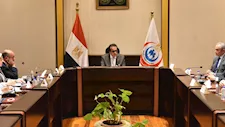 وزير الصحة يعقد اجتماعًا مع نخبة خبراء لبحث تطوير منظومة زراعة الأعضاء
