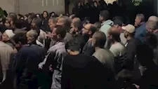 "بعد دفاعه عن خطيبته".. تشييع جثمان شاب قُتل طعنًا في بنها (صور)