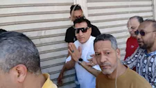 شيبة والبحراوي والليثي.. نجوم الفن يشاركون في جنازة والد حمو بيكا – صور