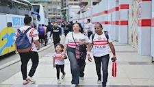 حافلات جماهير الزمالك تتحرك إلى برج العرب لمؤازرة الفريق أمام سموحة