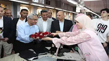 بالصور- وزير الصناعة ومحافظ بني سويف يتفقدان مجمع الأسمنت ومصانع الملابس