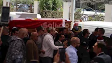 انتهاء مراسم تشييع جثمان هاني شاكر بحضور نجوم الفن