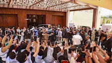 نقابة الصحفيين تشيد بانضباط تغطية جنازة هاني شاكر  وتطبيق الضوابط في العزاء